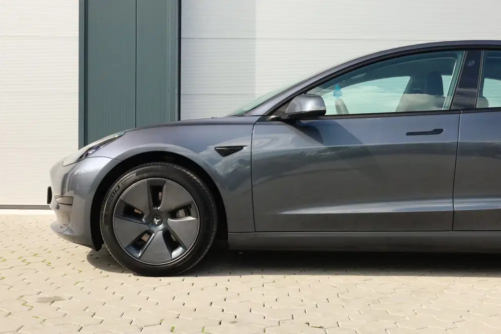 Tesla Model 3 Standard RWD Plus 60 kWh Elektr. achterkle uit 2023, foto 7