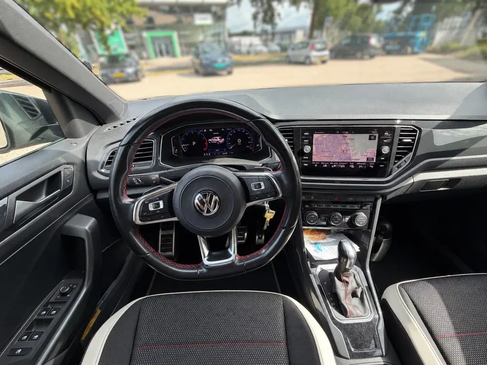 Volkswagen T-Roc 1.5 TSI Sport uit 2019, foto 4