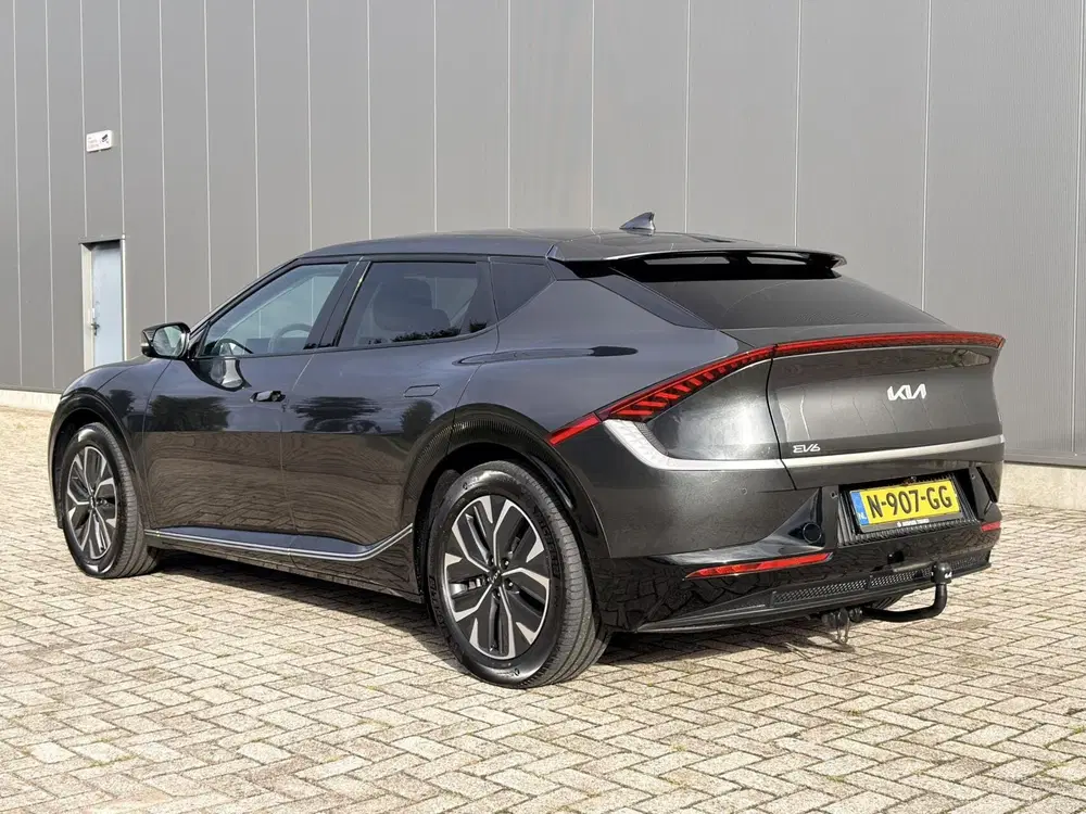 Kia EV6 Plus 77.4 kWh 1e eig uit 2021, foto 3