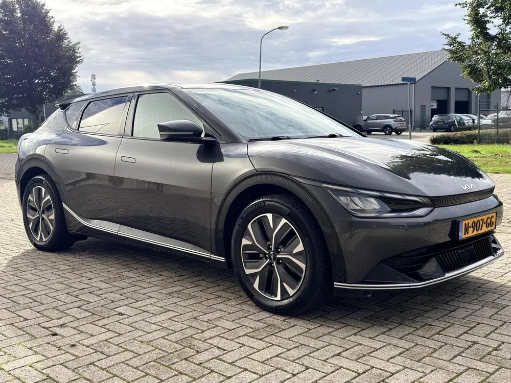 Kia EV6 Plus 77.4 kWh 1e eig uit 2021, foto 6