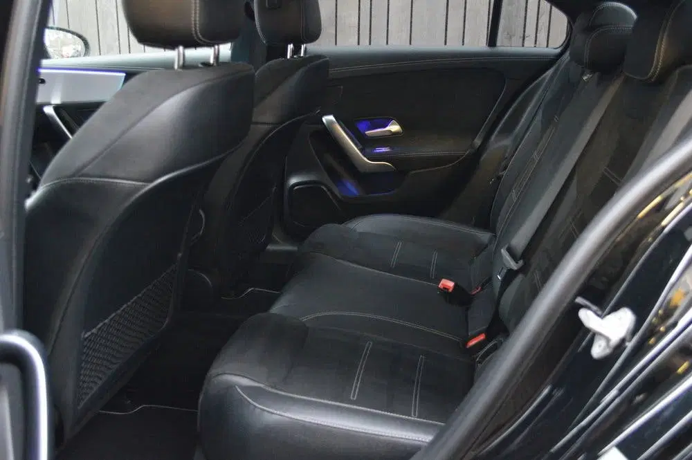 Mercedes-Benz A-Klasse 250 e AMG Led Panorama Distronic Keyl uit 2021, foto 11