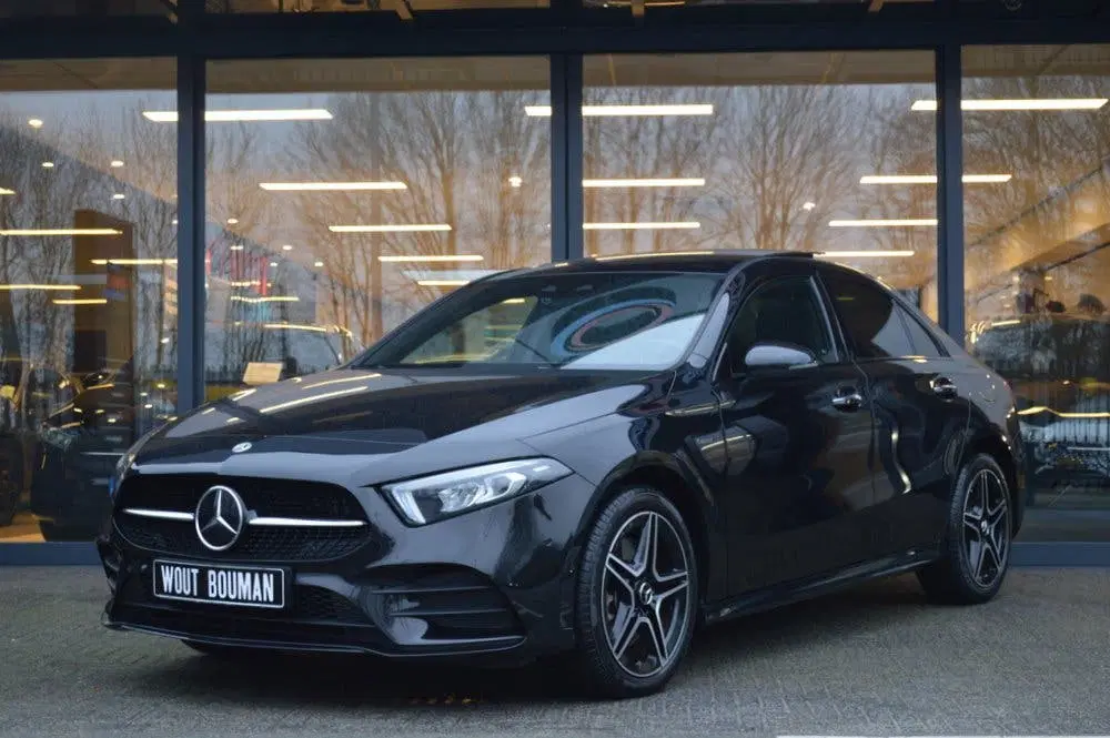Mercedes-Benz A-Klasse 250 e AMG Led Panorama Distronic Keyl uit 2021, foto 2