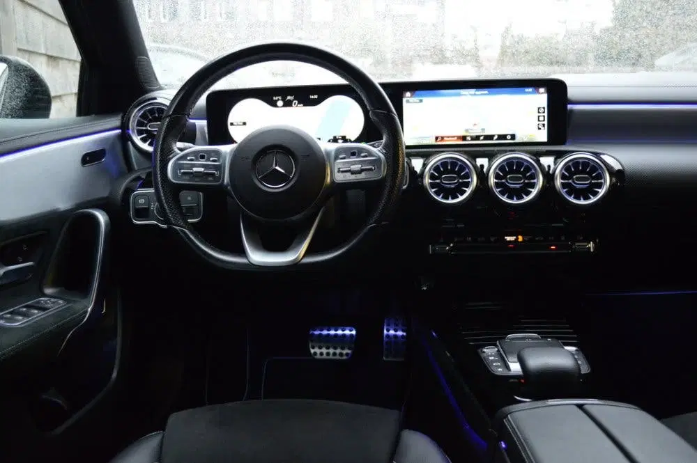 Mercedes-Benz A-Klasse 250 e AMG Led Panorama Distronic Keyl uit 2021, foto 4