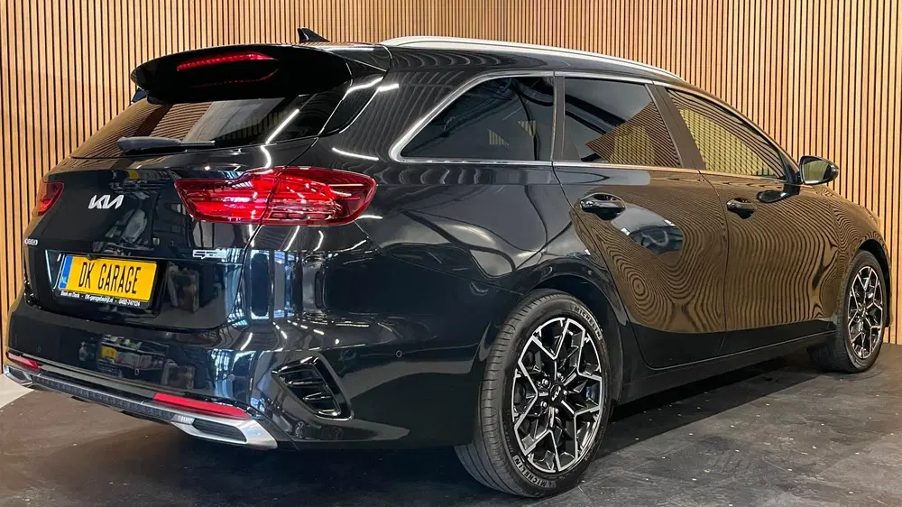 Kia Ceed 1.5 T-GDi GT-Line uit 2024, foto 6