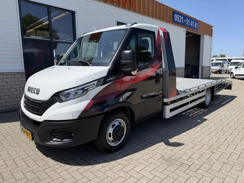 Iveco 40C18 automaat uit 2022, foto 2