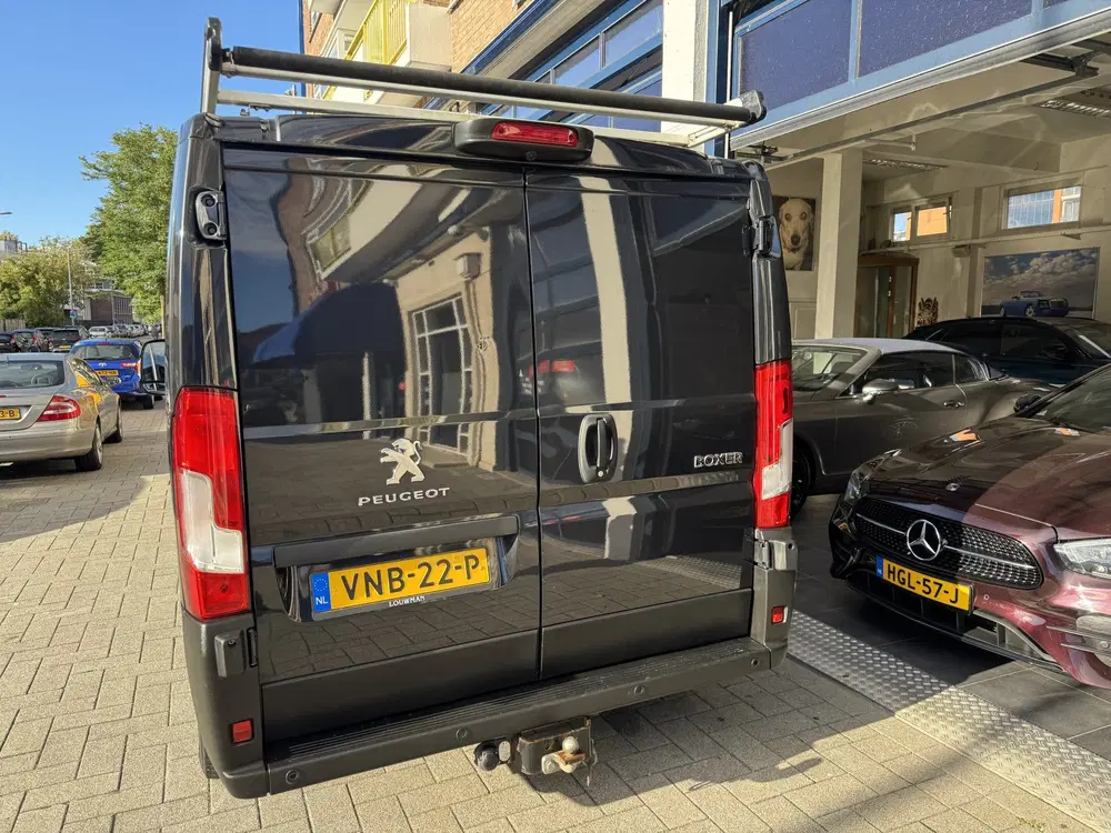 Peugeot Boxer 330 2.2 BlueHDi 120 L1H1 Premium 1 EIGENAA uit 2021, foto 5