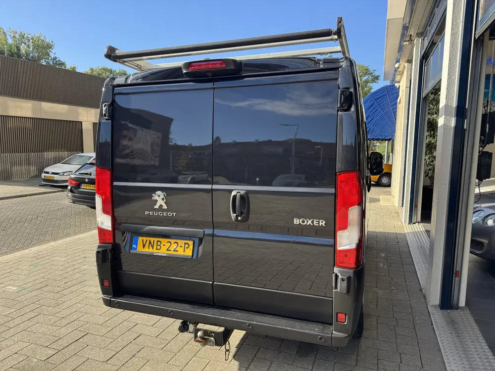 Peugeot Boxer 330 2.2 BlueHDi 120 L1H1 Premium 1 EIGENAA uit 2021, foto 6