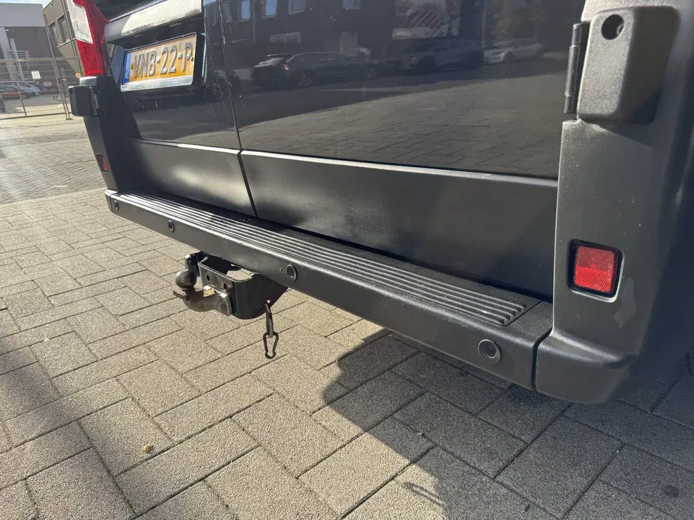 Peugeot Boxer 330 2.2 BlueHDi 120 L1H1 Premium 1 EIGENAA uit 2021, foto 7
