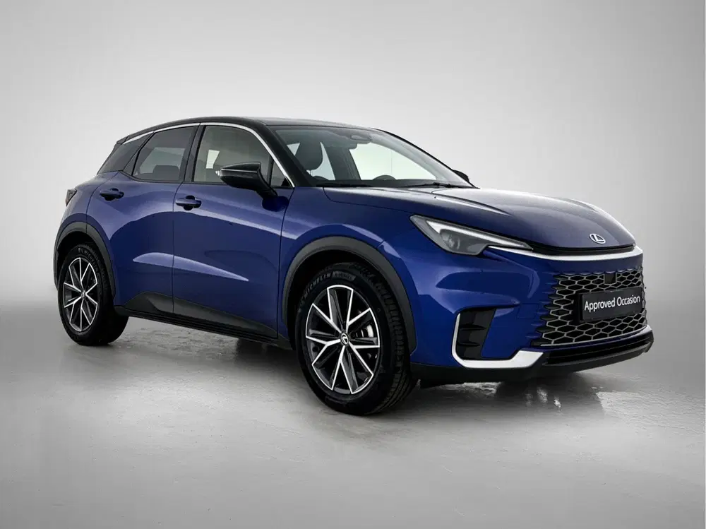 Lexus LBX Emotion 2WD uit 2024, foto 15