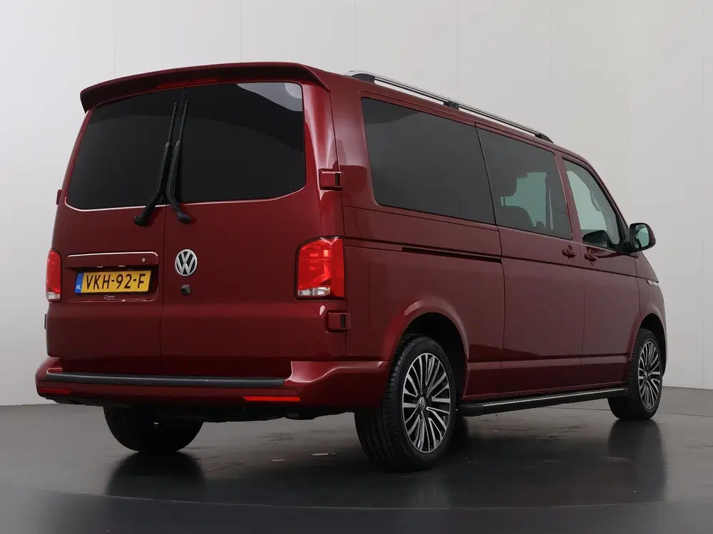 Volkswagen Transporter 2.0 TDI AUT L2H1 Dubbele Cabine Bulli uit 2021, foto 2
