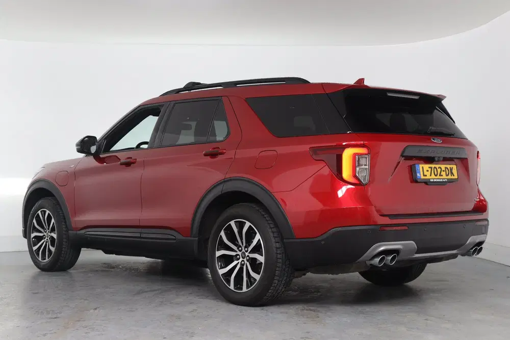 Ford Explorer 3.0 V6 EcoBoost PHEV ST-Line uit 2019, foto 3