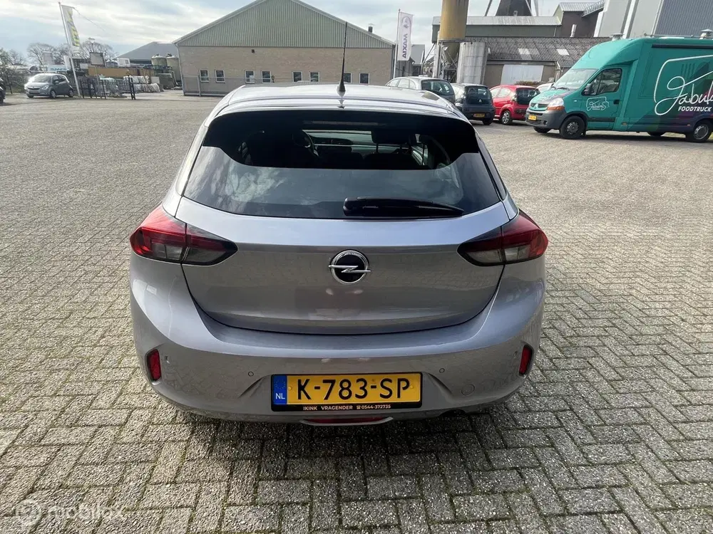 Opel Corsa 1.2 Edition uit 2021, foto 4