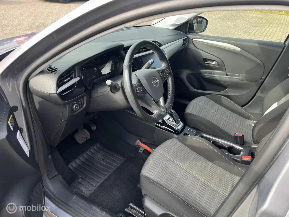 Opel Corsa 1.2 Edition uit 2021, foto 8
