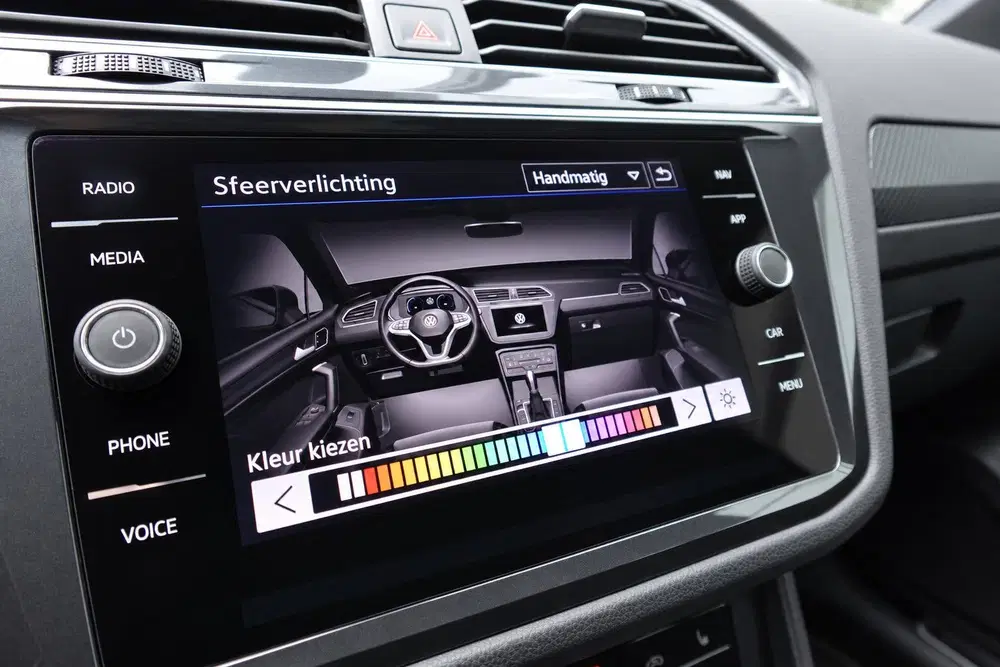 Volkswagen Tiguan 1.5 TSI R-Line PANO IQ.LIGHT ACC VOL uit 2022, foto 12