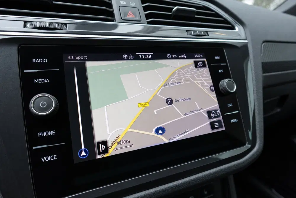 Volkswagen Tiguan 1.5 TSI R-Line PANO IQ.LIGHT ACC VOL uit 2022, foto 14