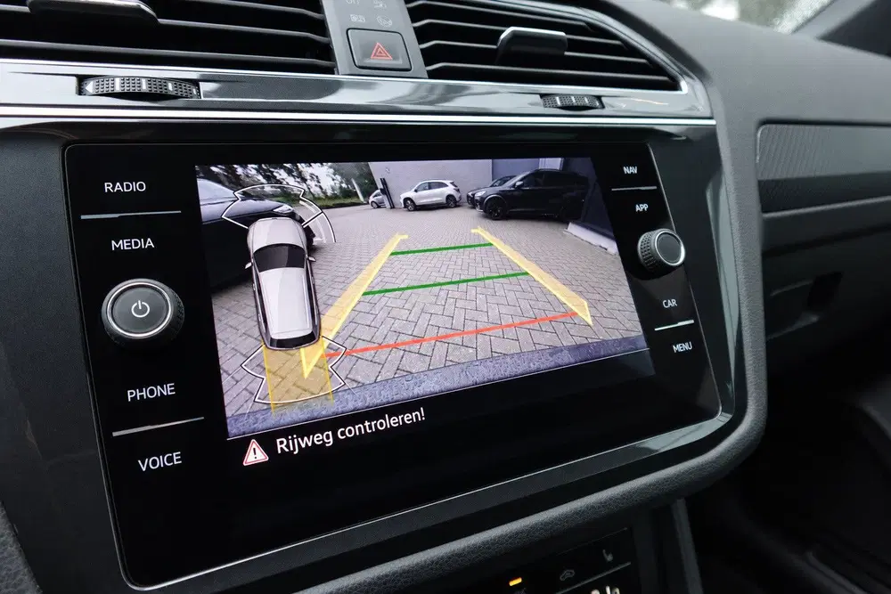 Volkswagen Tiguan 1.5 TSI R-Line PANO IQ.LIGHT ACC VOL uit 2022, foto 5