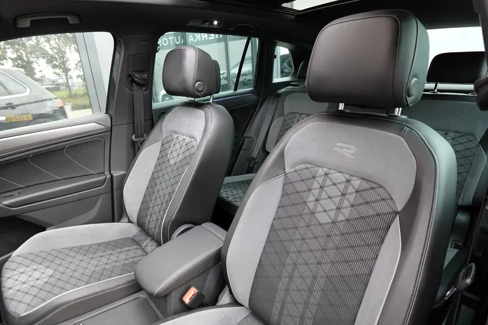 Volkswagen Tiguan 1.5 TSI R-Line PANO IQ.LIGHT ACC VOL uit 2022, foto 6