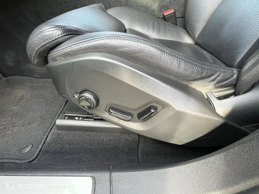 Volvo XC60 2.0 T6 PHEV AWD Inscription Exclusive uit 2022, foto 10