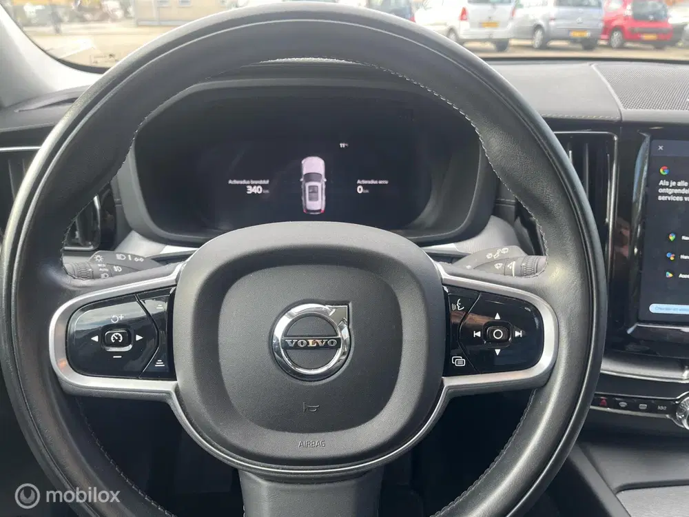 Volvo XC60 2.0 T6 PHEV AWD Inscription Exclusive uit 2022, foto 11
