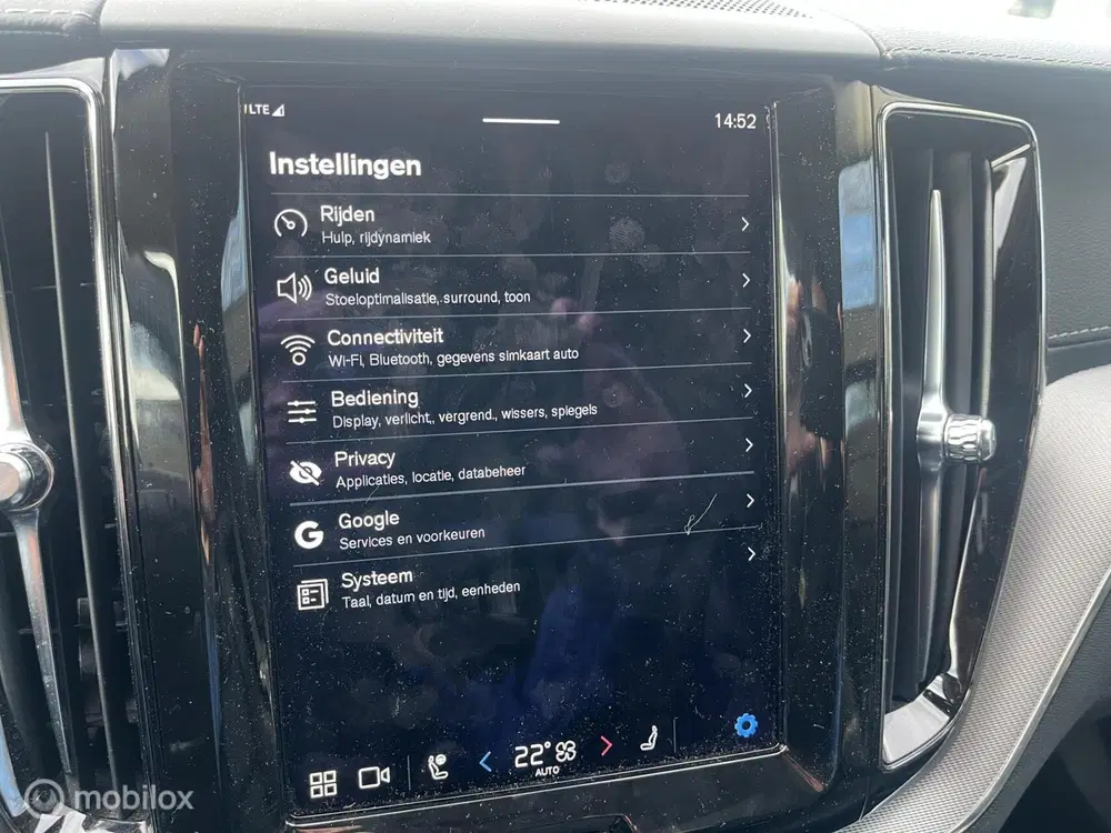 Volvo XC60 2.0 T6 PHEV AWD Inscription Exclusive uit 2022, foto 15