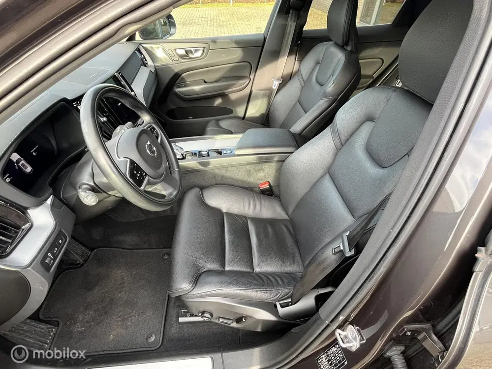 Volvo XC60 2.0 T6 PHEV AWD Inscription Exclusive uit 2022, foto 8