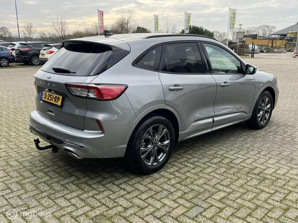 Ford Kuga 1.5 EcoBoost ST-Line Trekhaak uit 2023, foto 5