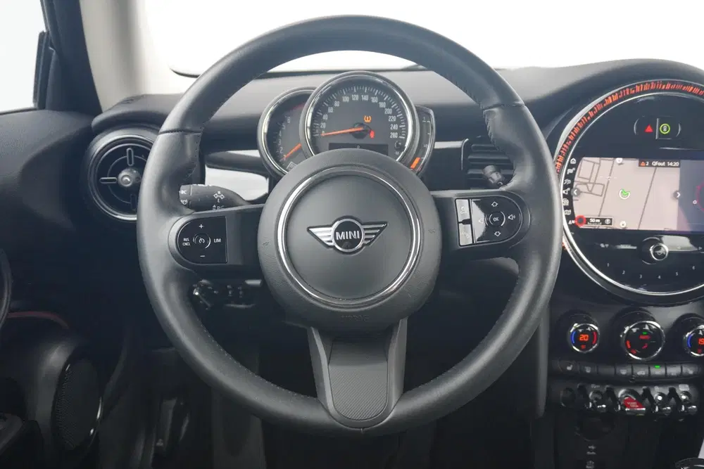 Mini Cooper Cooper Camden Edition uit 2023, foto 10