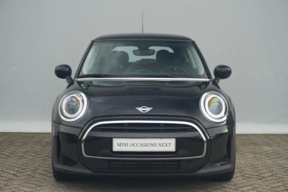 Mini Cooper Cooper Camden Edition uit 2023, foto 3