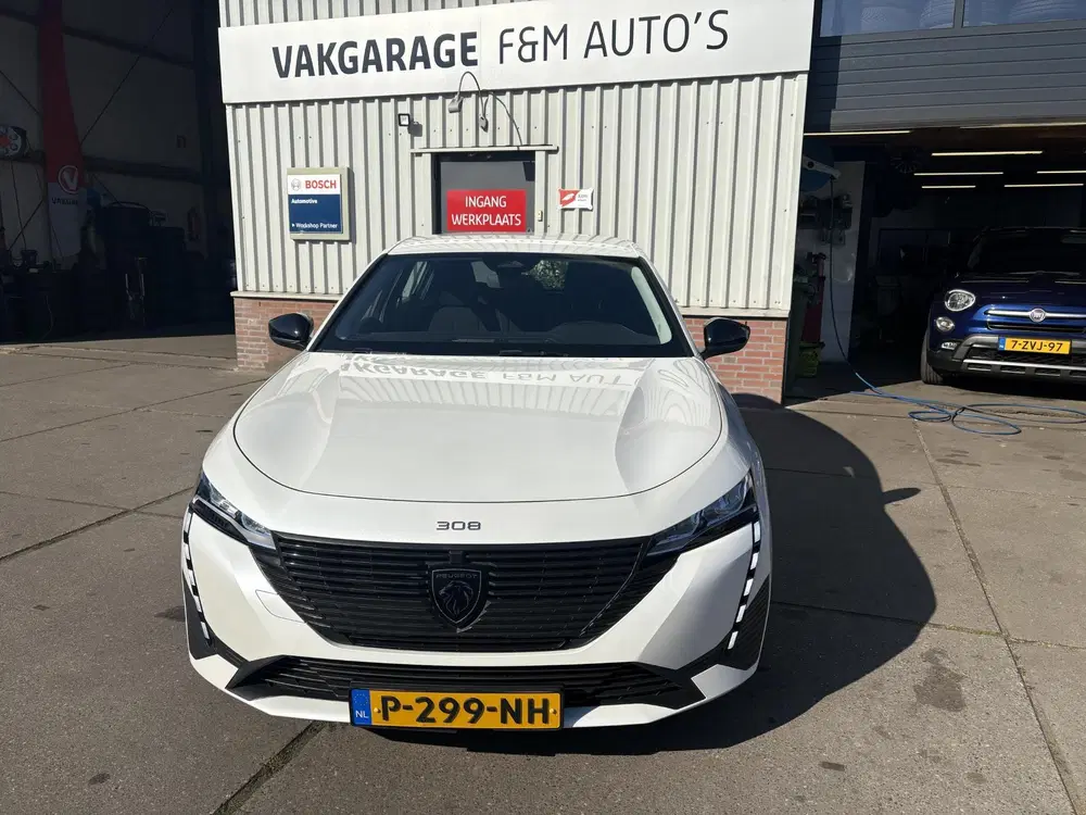 Peugeot 308 1.2 PureTech Active Pack Business Airco uit 2022, foto 2