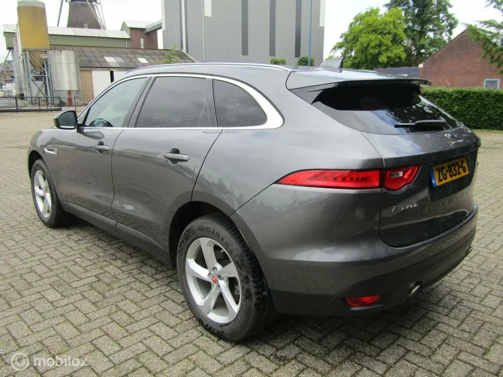 Jaguar F-Pace 2.0t AWD R-Sport uit 2019, foto 7