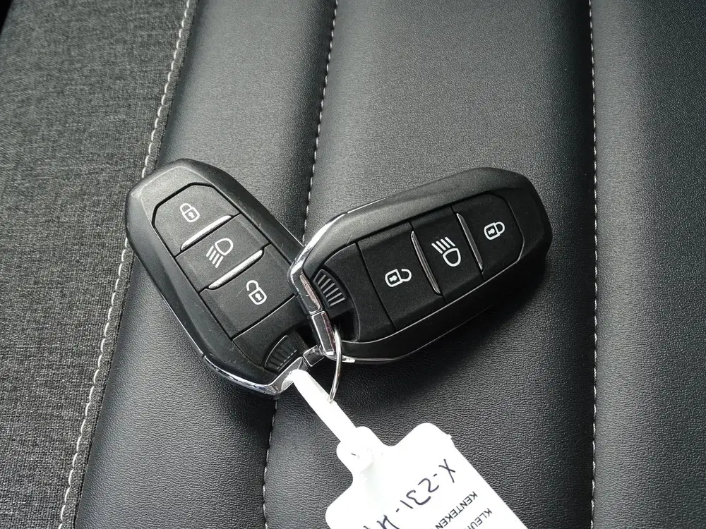 Citroën C3 Aircross 1.2 PureTech Shine Automaat uit 2021, foto 14