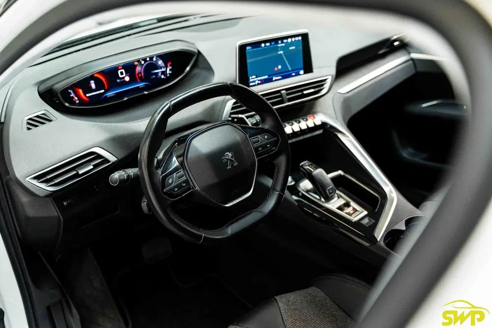 Peugeot 3008 1.2 PureTech Allure uit 2019, foto 4