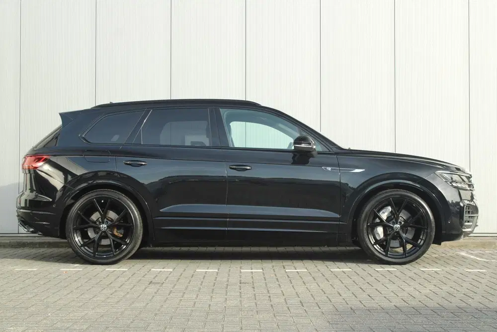 Volkswagen Touareg R 3.0 TSI eHybrid 462pk 4MOTION uit 2021, foto 3