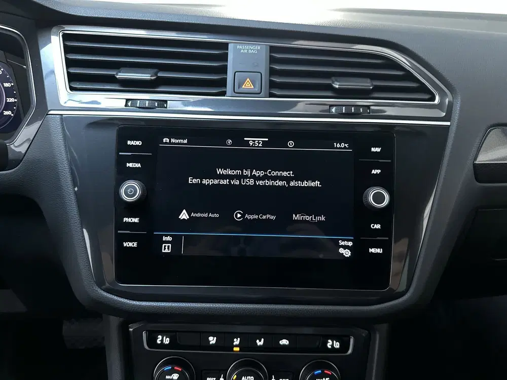 Volkswagen Tiguan Allspace 1.5 TSI 150pk DSG Highline Busine uit 2021, foto 11