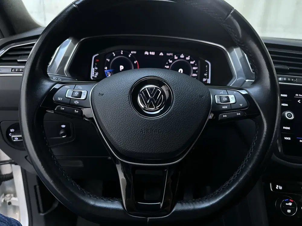 Volkswagen Tiguan Allspace 1.5 TSI 150pk DSG Highline Busine uit 2021, foto 7