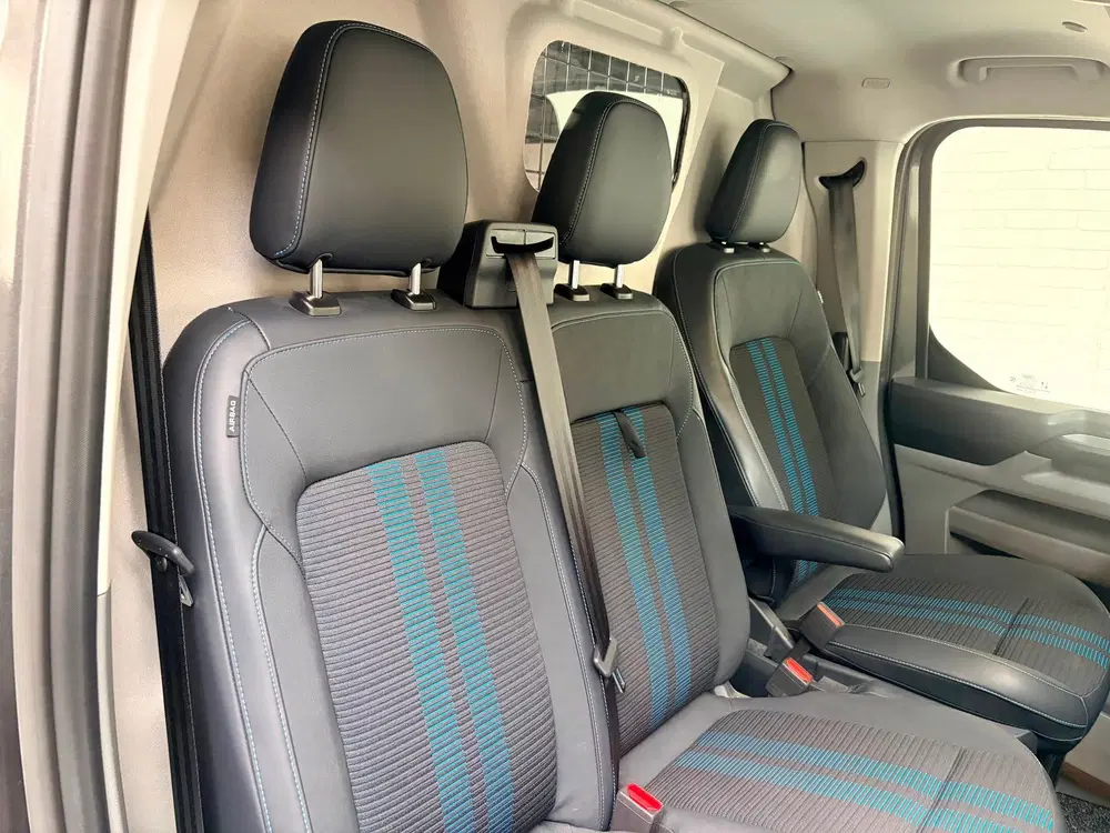Ford Transit Custom Automaat Sport AWD 4x4 320 2.0 TDCI 170p uit 2024, foto 2