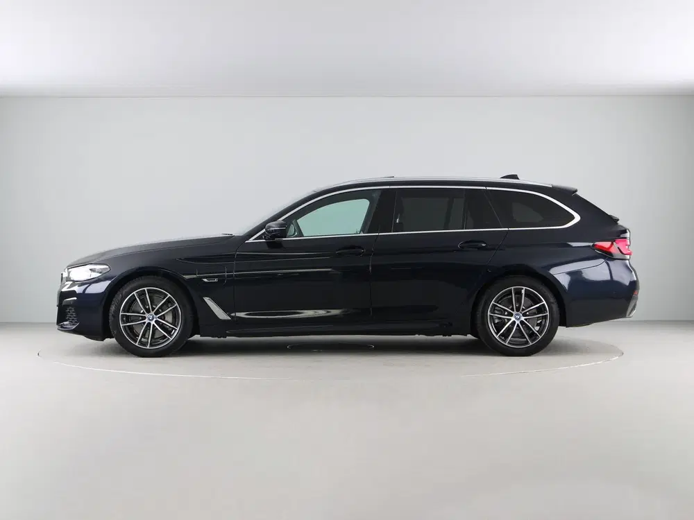 BMW 5-serie 530e Touring Business Edition Plus (bj 202 uit 2023, foto 12