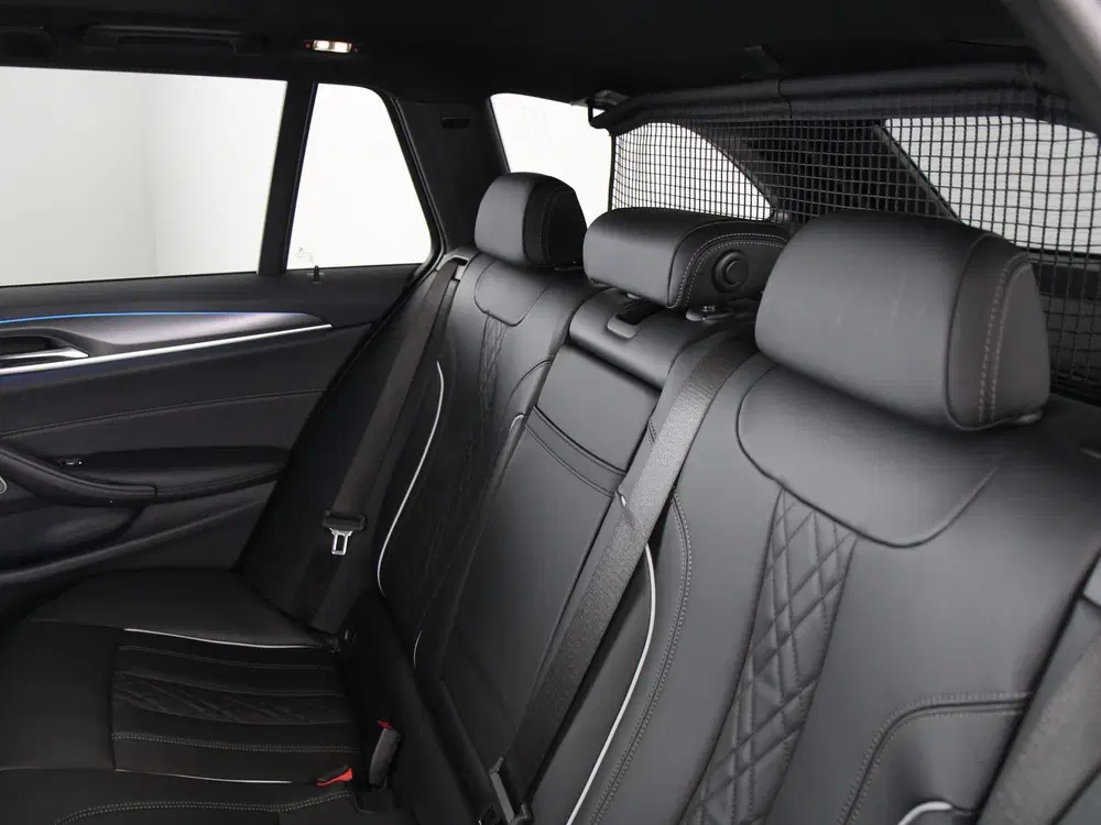 BMW 5-serie 530e Touring Business Edition Plus (bj 202 uit 2023, foto 15