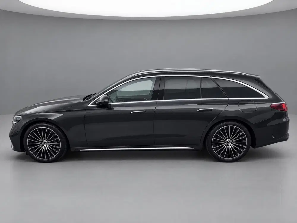 Mercedes-Benz E-Klasse 300 e Sport Edition uit 2026, foto 3