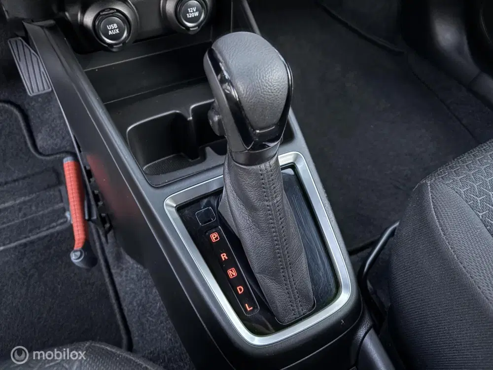 Suzuki Swift 1.2 Select Automaat uit 2019, foto 15