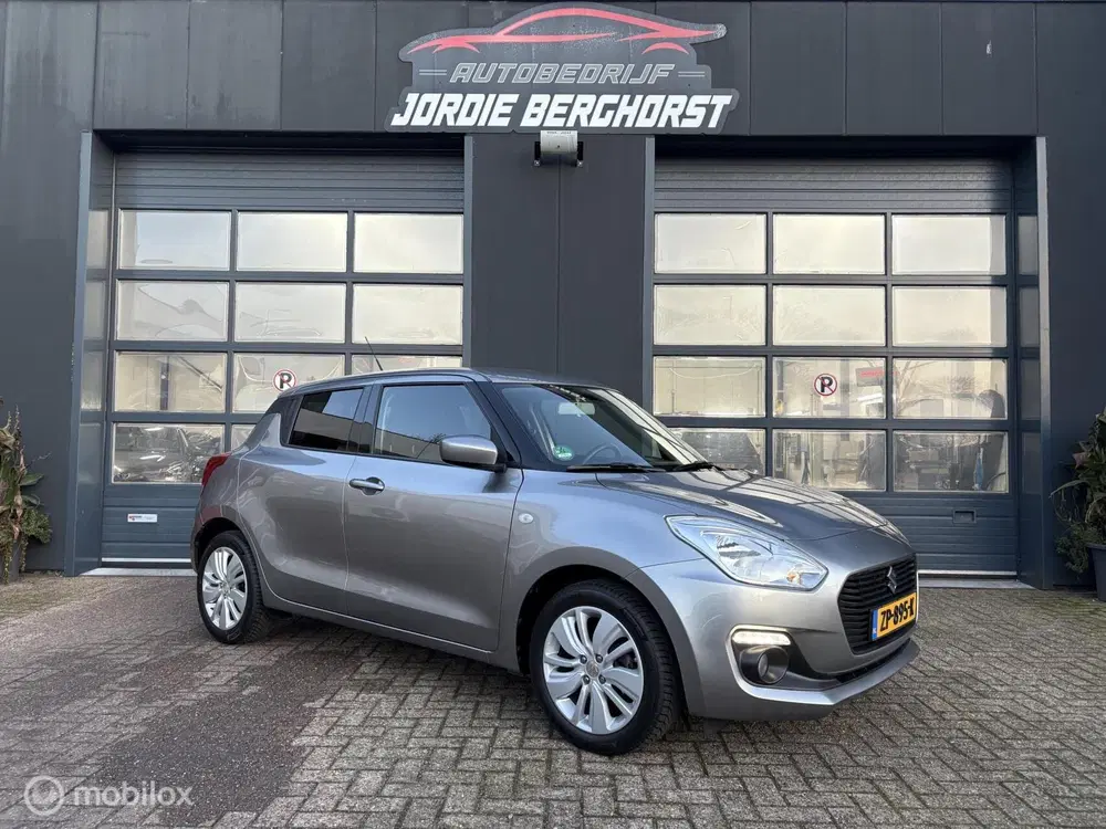 Suzuki Swift 1.2 Select Automaat uit 2019, foto 3