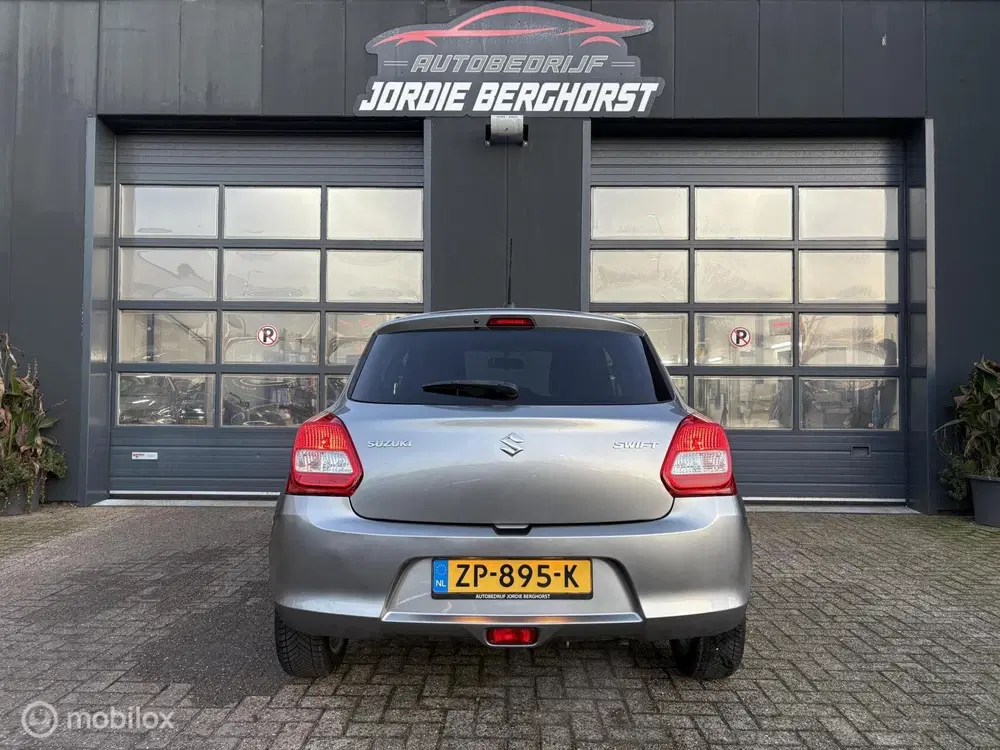 Suzuki Swift 1.2 Select Automaat uit 2019, foto 5