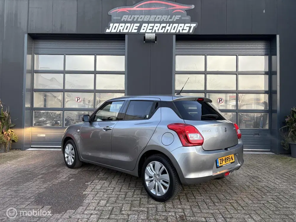 Suzuki Swift 1.2 Select Automaat uit 2019, foto 6