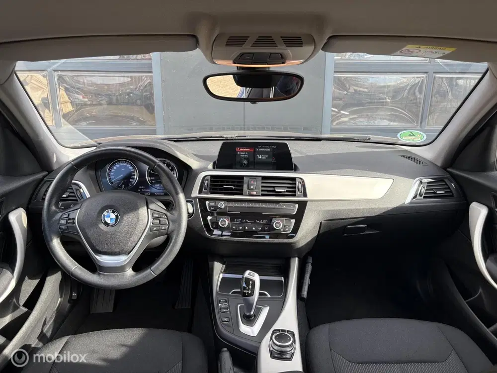 BMW 1-serie 118i Corporate Lease Automaat uit 2019, foto 10