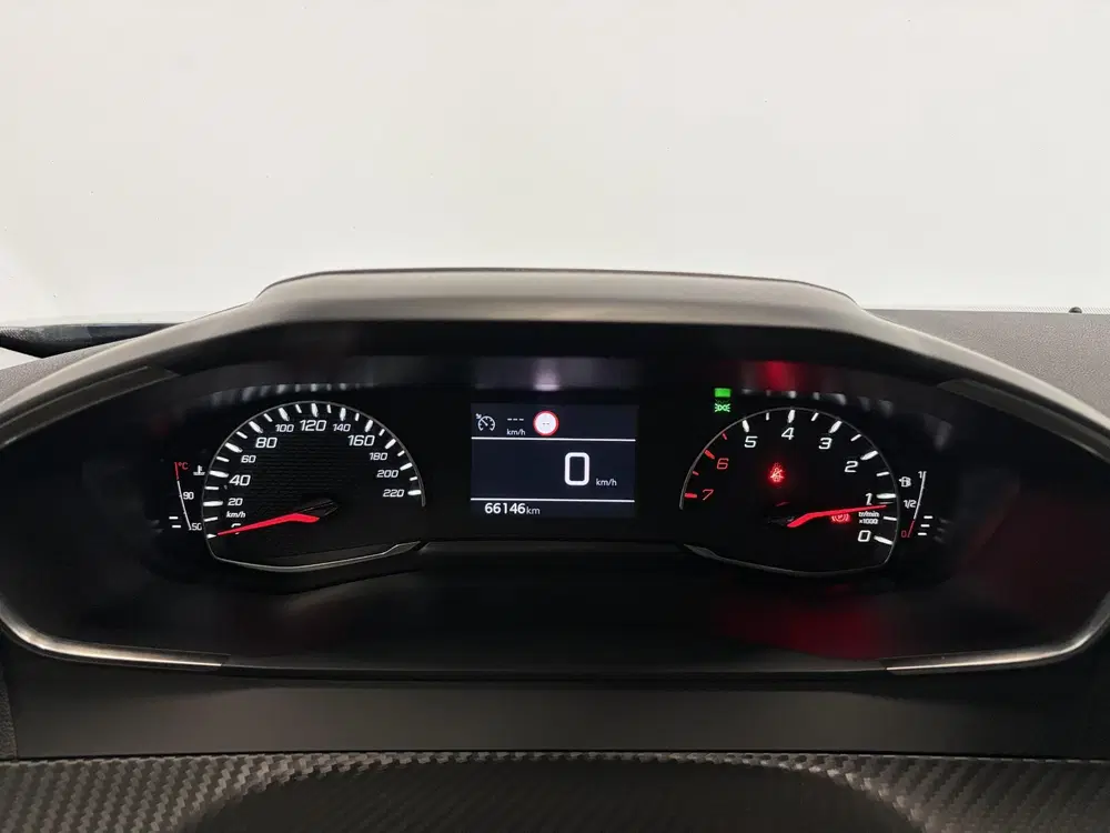 Peugeot 2008 1.2 PureTech 101pk Active Pack Navigatie A uit 2022, foto 14