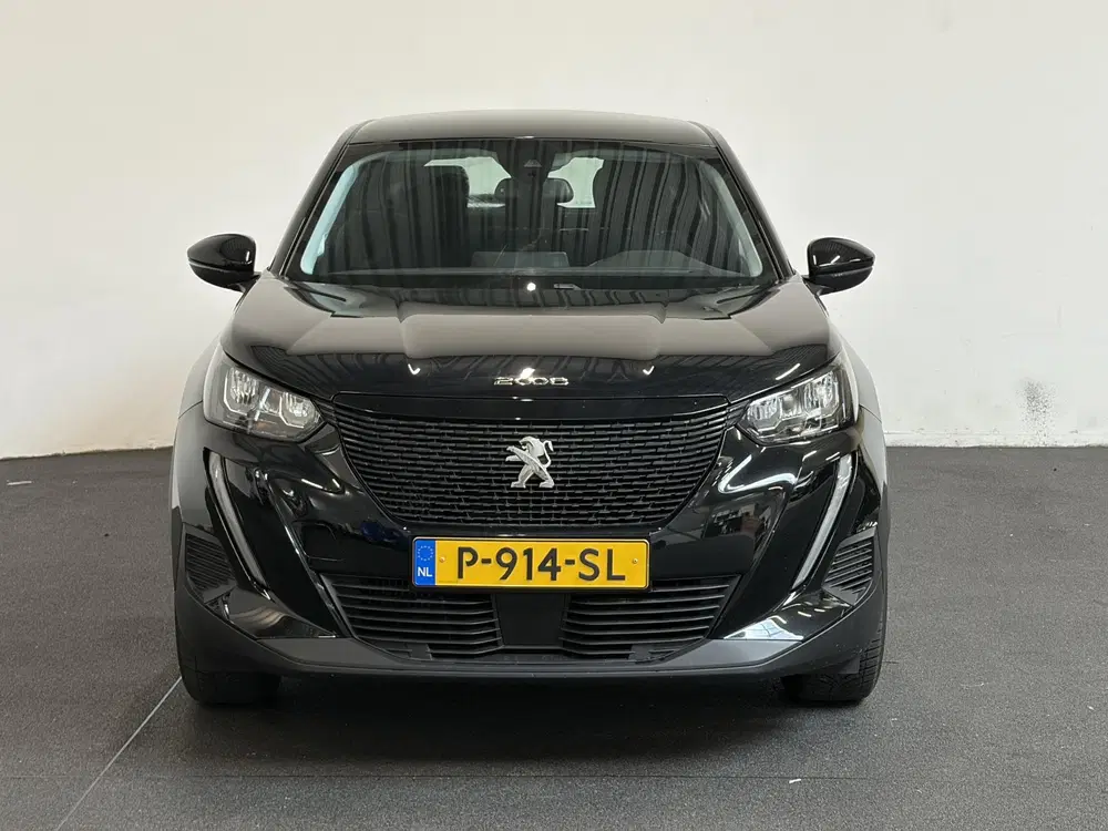 Peugeot 2008 1.2 PureTech 101pk Active Pack Navigatie A uit 2022, foto 4