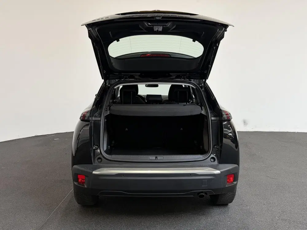Peugeot 2008 1.2 PureTech 101pk Active Pack Navigatie A uit 2022, foto 9