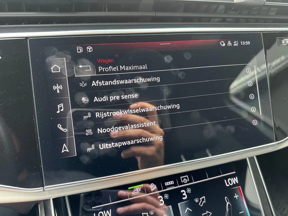 Audi Q7 55 TFSI e Quattro Competition uit 2021, foto 14