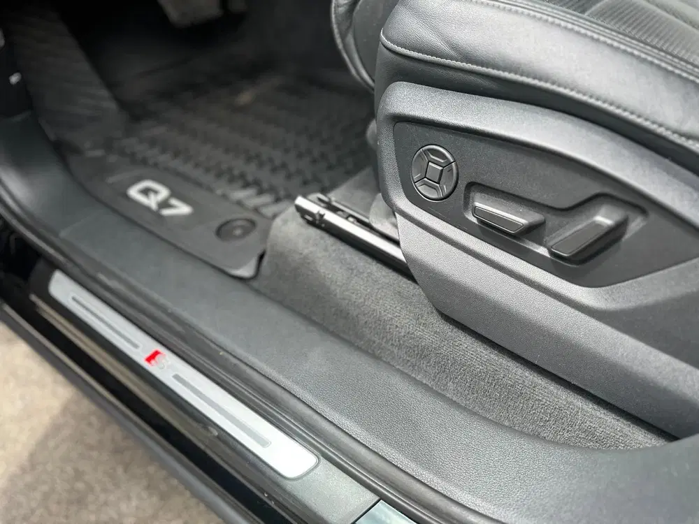 Audi Q7 55 TFSI e Quattro Competition uit 2021, foto 4