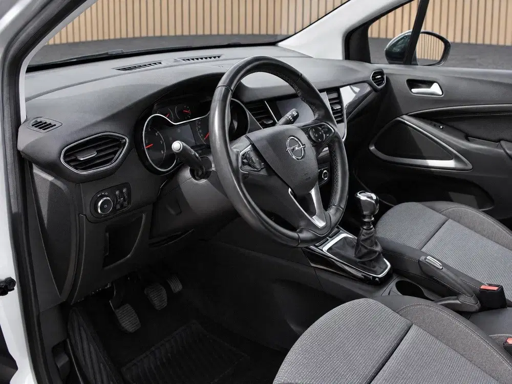 Opel Crossland 1.2 Turbo Business Elegance CAMERA uit 2023, foto 3